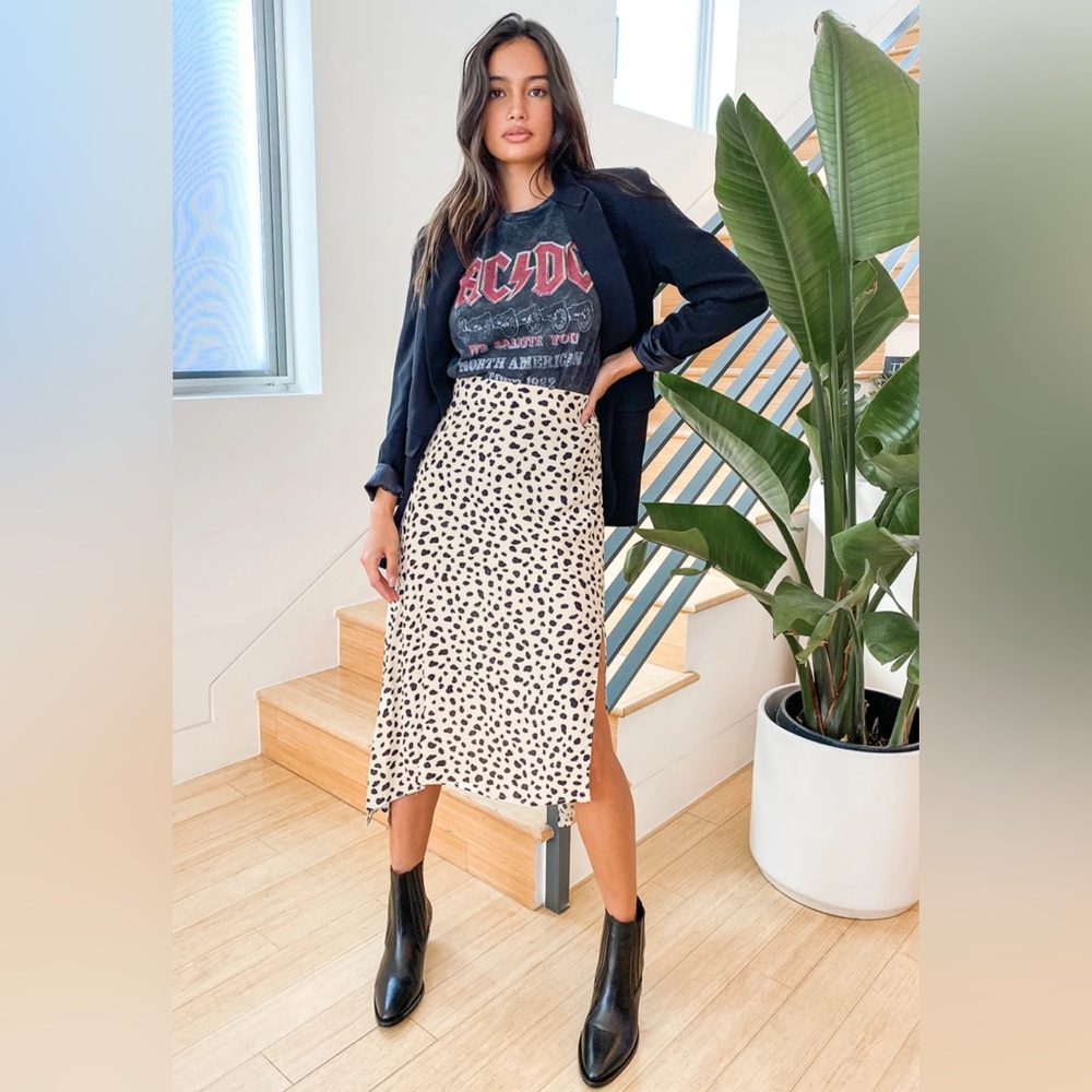 Lulu’s Set A Trend cheetah Print Midi Skirt
